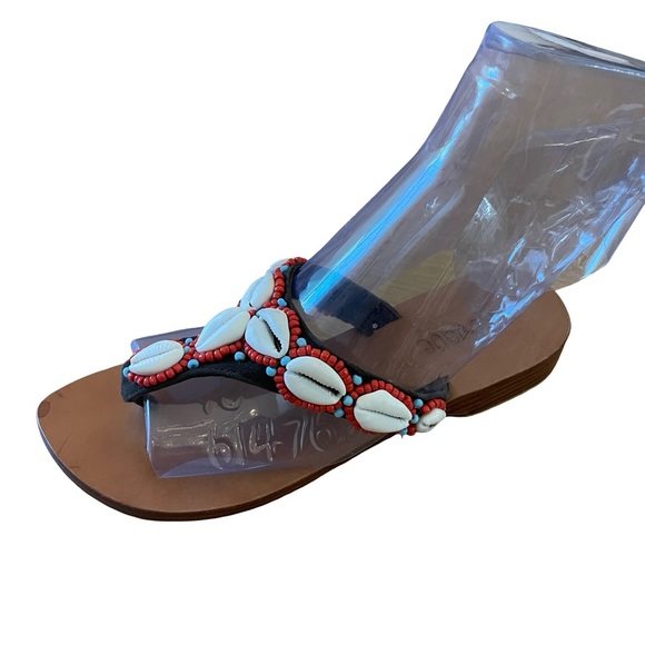 Mystique Boutique Shoes - Mystique Beaded Puka Shell Sandals Women’s Sz 6 (will fit up to 6.5) Resortwear